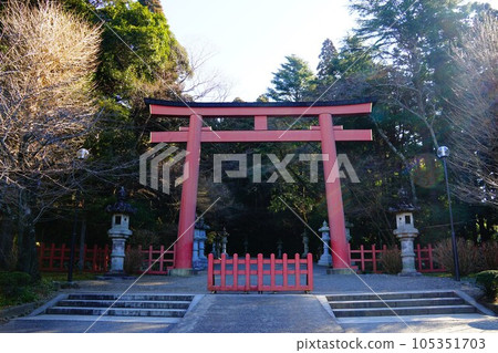 千葉縣 香取神社 朱漆鳥居 千葉縣 香取神社 朱漆鳥居 105351703