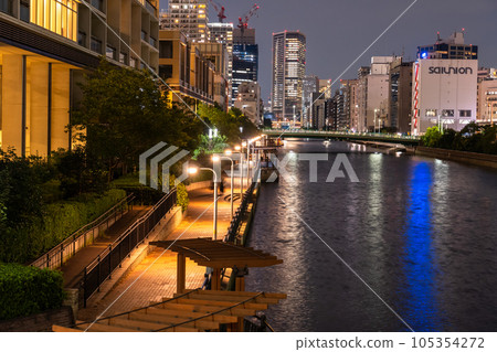 "Tokyo" Night view of tower apartment / Tokyo Shibaura Bay Area 105354272