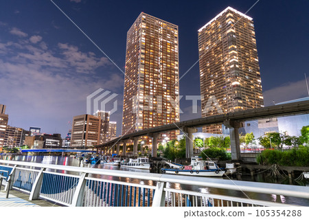 "Tokyo" Night view of tower apartment / Tokyo Shibaura Bay Area "Tokyo" Night view of tower apartment / Tokyo Shibaura Bay Area 105354288