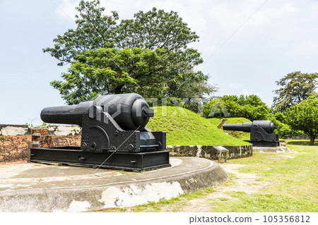 View of the cannon at Eternal Golden Castle in Tainan, Taiwan. The castle was built in 1874 and completed in 1876. View of the cannon at Eternal Golden Castle in Tainan, Taiwan. The castle was built in 1874 and completed in 1876. 105356812