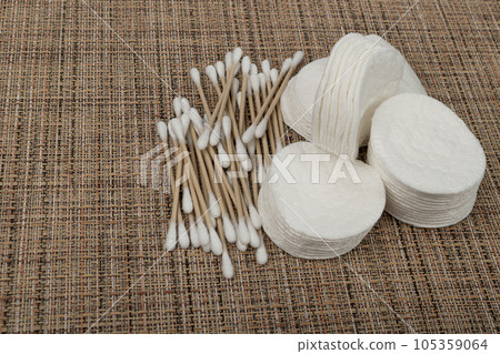 Cotton Swabs, Eco Natural Paper Ear Sticks, Biodegradable Hygiene Bud, Earwax Cleaner Swab, Ear Sticks 105359064