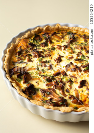 Pie with mushrooms Chanterelles 105364219