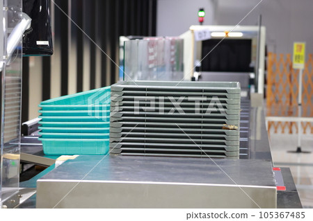 Baggage checkpoint at the airport 105367485