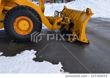 在雪國等待的掃雪機 在雪國等待的掃雪機 105368034