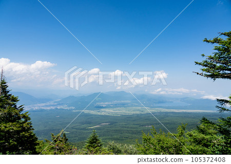 [Yamanashi Prefecture] Scenery at the foot of Mt. Fuji seen from No. 5 (July) 105372408