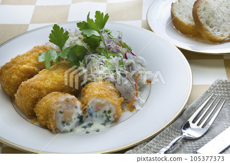 white sauce croquette white sauce croquette 105377373