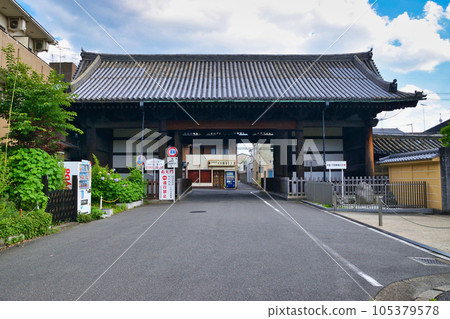 Rengeo-in Nandaimon (Higashiyama Ward, Kyoto) 105379578