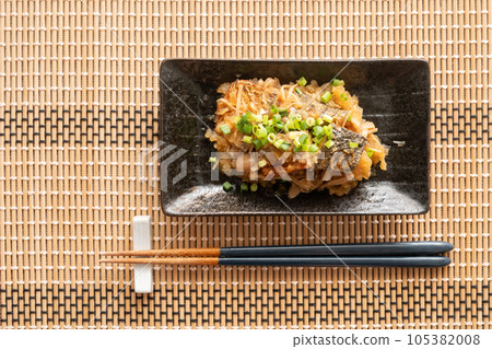Mackerel and Mushrooms with Grated Daikon and Ponzu Sauce Mackerel and Mushrooms with Grated Daikon and Ponzu Sauce 105382008