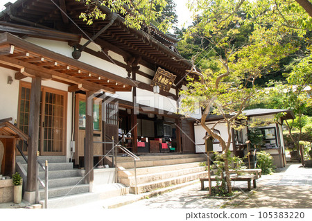 神戶市的有馬溫泉。極樂寺 神戶市的有馬溫泉。極樂寺 105383220