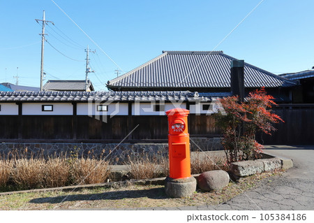 Ibaraki Tsuchiura Scenery with a round mailbox (in front of Shibanuma soy sauce) 105384186