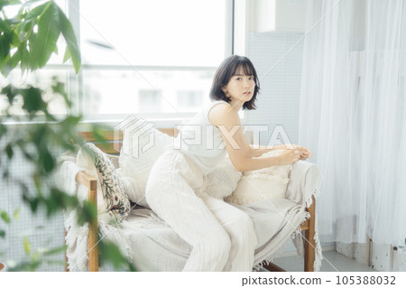 natural beauty woman 105388032
