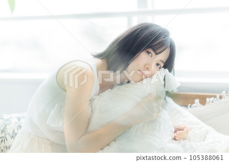 natural beauty woman natural beauty woman 105388061