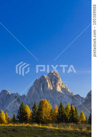 Landscape near Sella di Razzo and Sella di Rioda pass, Carnic Alps, Friuli-Venezia Giulia, Italy Landscape near Sella di Razzo and Sella di Rioda pass, Carnic Alps, Friuli-Venezia Giulia, Italy 105389988