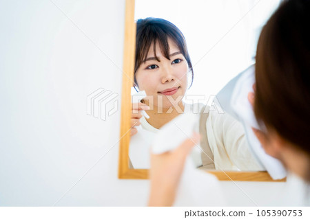 管家女 管家女 105390753