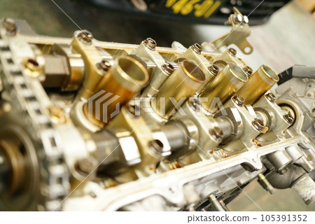 remove the camshaft 105391352