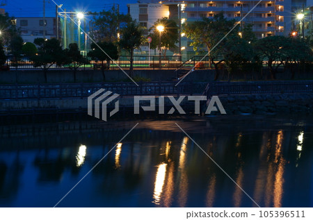 At the riverside of Gotenyama Water Park 105396511