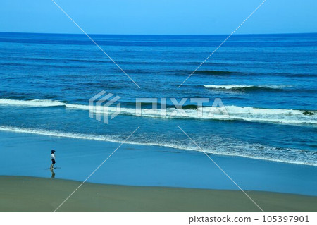 從茨城縣穗田眺望……大海和太平洋 105397901