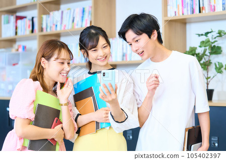 College students, students, youth groups, friends College students, students, youth groups, friends 105402397