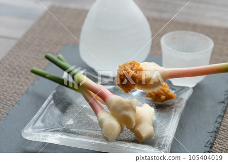 姜葉配味噌 105404019