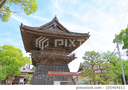 岡崎市大樹寺鐘樓風景 岡崎市大樹寺鐘樓風景 105404811