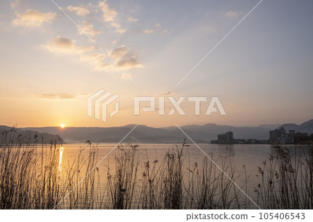 Lakeside Dawn Togo Pond 105406543
