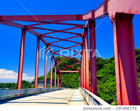 Ikei Bridge connects Miyagi Island and Ikei Island. Okinawa Prefecture. Ikei Bridge connects Miyagi Island and Ikei Island. Okinawa Prefecture. 105406778