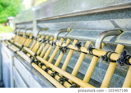Hakozaki Shrine's hand wash in early summer, Higashi Ward, Fukuoka Prefecture Hakozaki Shrine's hand wash in early summer, Higashi Ward, Fukuoka Prefecture 105407196