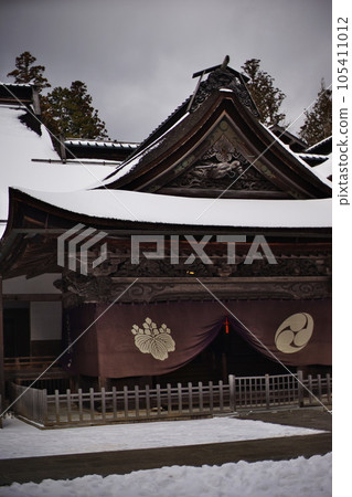 World Heritage Koyasan Kongobu-ji Temple in snow World Heritage Koyasan Kongobu-ji Temple in snow 105411012