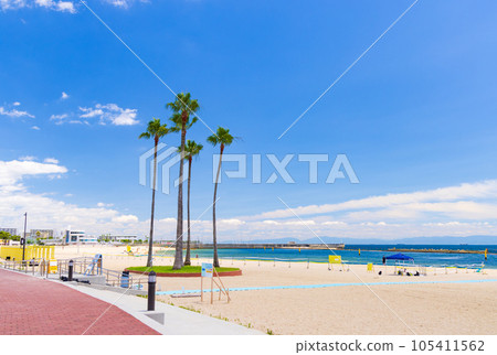 Suma Seaside Park in summer in Suma Ward, Kobe City 105411562