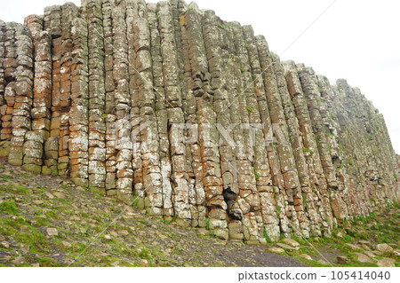 northern ireland giant's causeway stone pillars northern ireland giant's causeway stone pillars 105414040