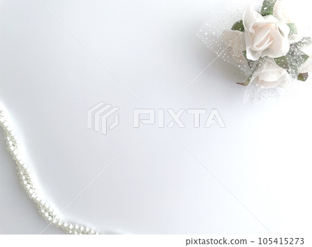 白色花束和珍珠背景材料 白色花束和珍珠背景材料 105415273