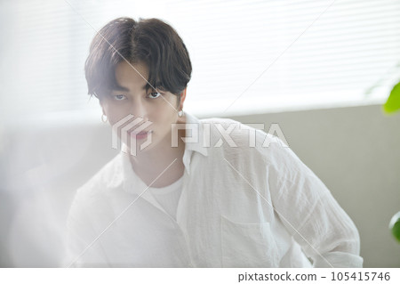 20s men's beauty portrait 20s men's beauty portrait 105415746