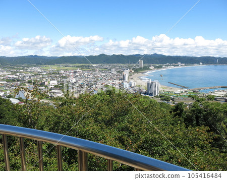View from Uomizuka Observatory in Kamogawa City (Pacific Ocean, Kamo River, Maebara Coast, Kamogawa Sea World, Awa Kamogawa Station, Kamogawa City Hall) View from Uomizuka Observatory in Kamogawa City (Pacific Ocean, Kamo River, Maebara Coast, Kamogawa Sea World, Awa Kamogawa Station, Kamogawa City Hall) 105416484
