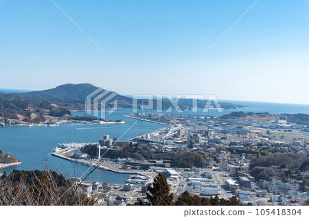 Landscape of Kesennuma Bay 105418304