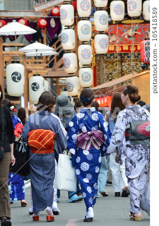 Kyoto Gion festival post-festival at dusk Yoiyoyama Shinmachi street 105418589