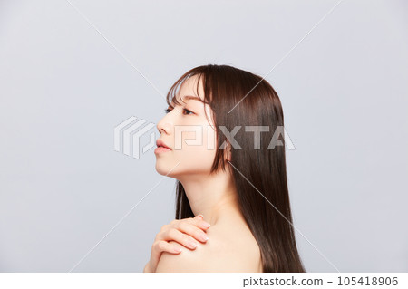 Beauty young Japanese woman with beautiful hair Beauty young Japanese woman with beautiful hair 105418906