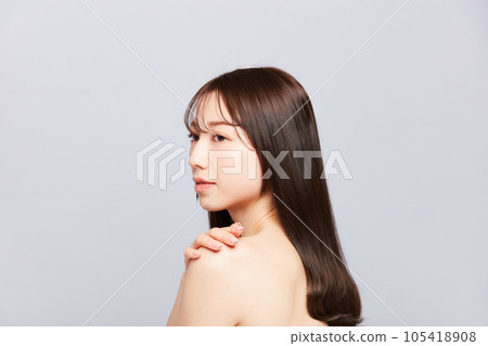 Beauty young Japanese woman with beautiful hair Beauty young Japanese woman with beautiful hair 105418908