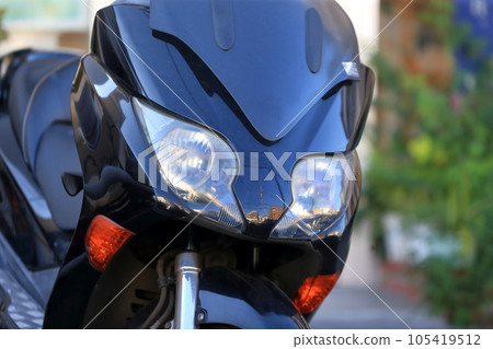 Scooter headlights 105419512