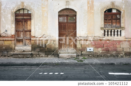 Street view of an old building facade, architecture background, Riobamba, Ecuador. 105421112