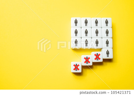 Planned layoffs. The collapse of the team. Exit members from the group. Teams rescue and reorganization. Unbearable working conditions, toxic environment. Throw off the ballast, fire more people. 105421371