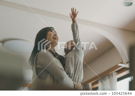 mother, mum, mummy 105425644