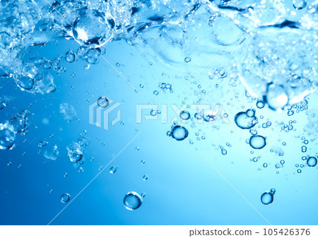 Underwater bubbles 105426376
