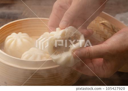 meat bun split meat bun split 105427920