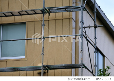 External scaffolding for detached houses External scaffolding for detached houses 105429223