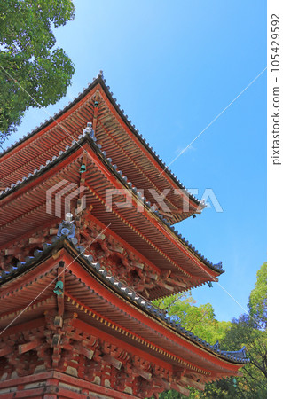 Ama City, scenery of Jimokuji three-storied pagoda Ama City, scenery of Jimokuji three-storied pagoda 105429592