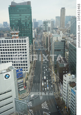 從建築物俯瞰城市景觀 從建築物俯瞰城市景觀 105431468
