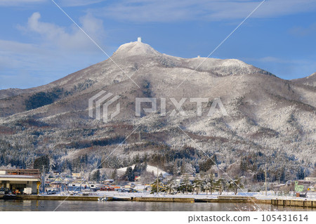 Kamabusan in winter 105431614