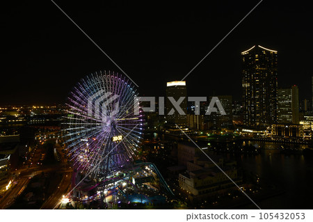 Yokohama landmark night view with Ferris wheel 105432053