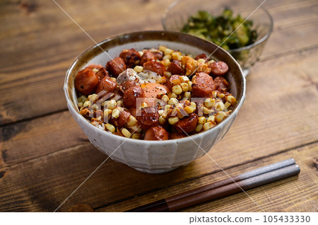香腸和玉米碗 香腸和玉米碗 105433330