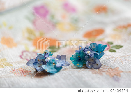 kimono and brooch 105434354